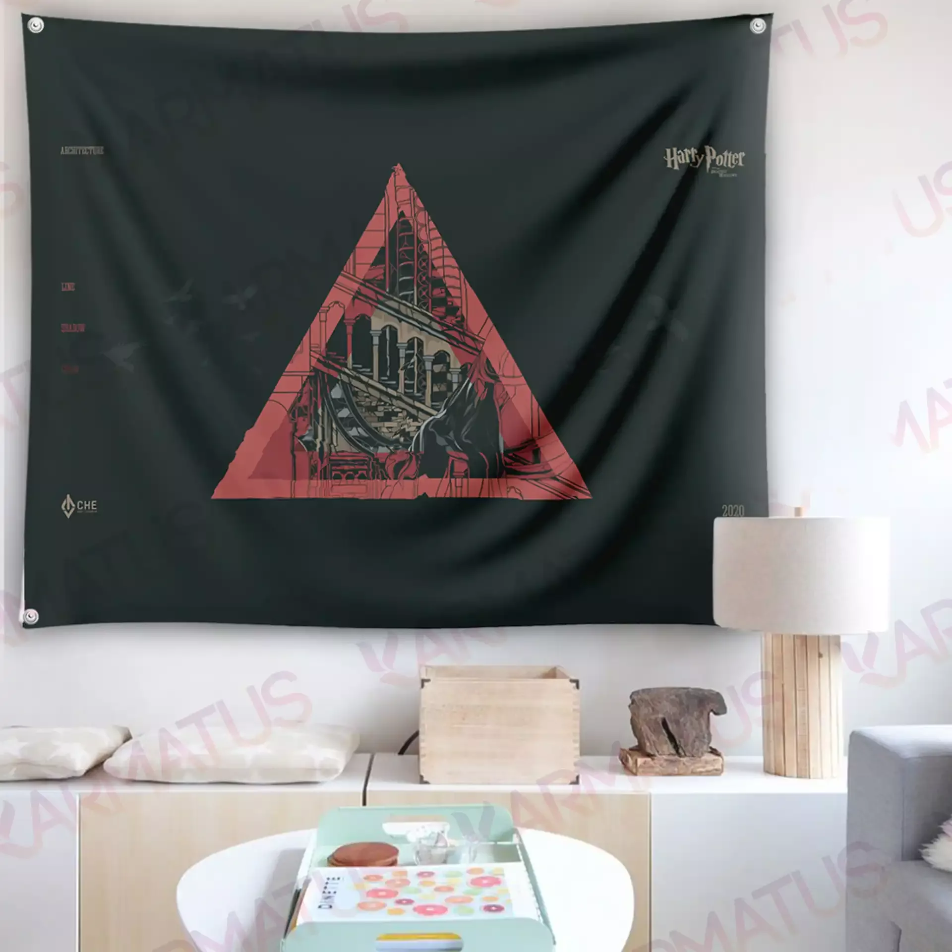 بکدراپ (پرچم) هری پاتر | کالکشن Movie – مدل Har-009 799,000&Nbsp;تومان &Ndash; کارماتوس خرید قیمت و خرید بکدراپ هری پاتر Harry Potter - کارماتوس (انواع قاب عکس و پوستر, بکدراپ) از کرماتوس