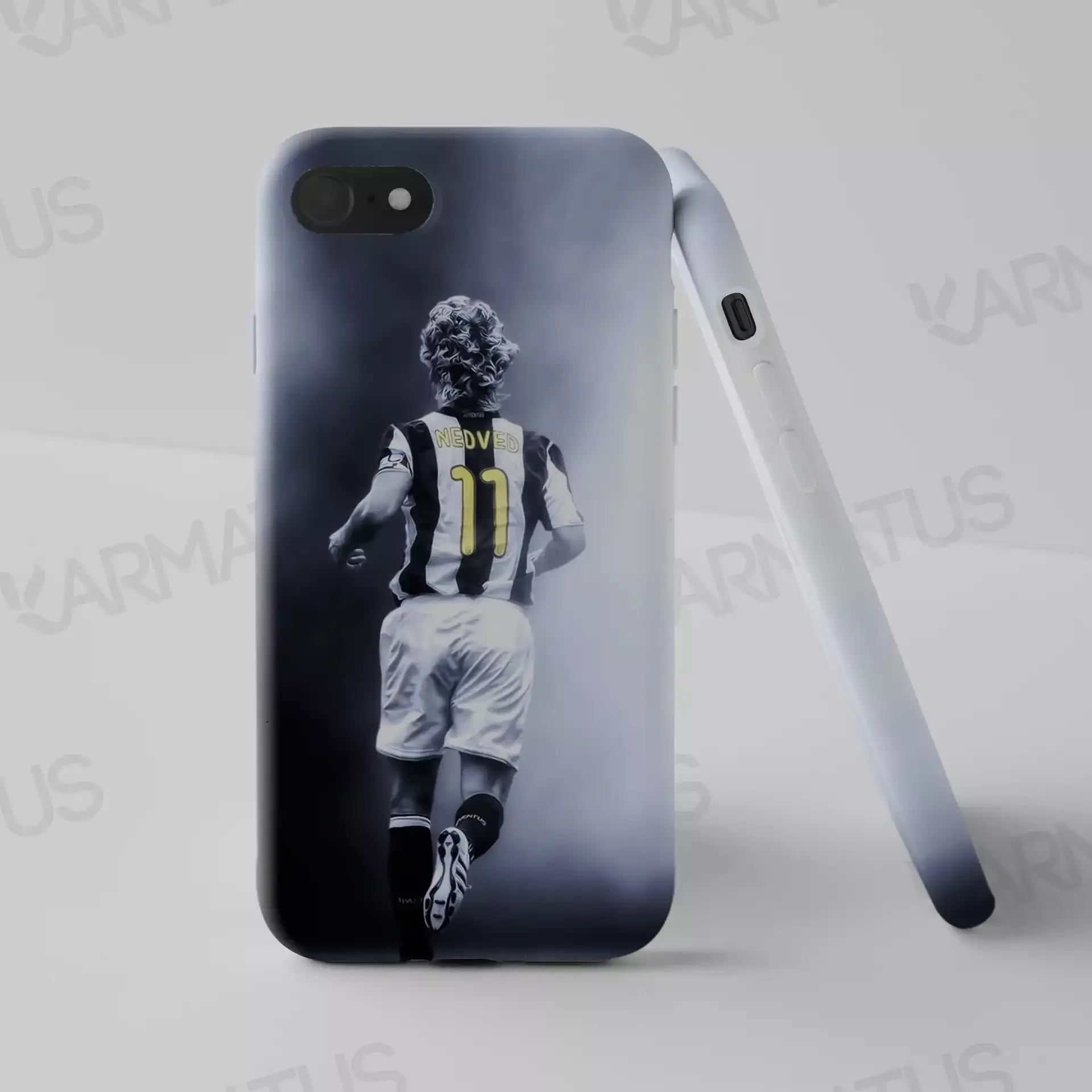 قاب موبایل باشگاه فوتبال یوونتوس | کالکشن Sport مدل Juv-13 499,000&Nbsp;تومان &Ndash; کارماتوس قاب موبایل طرح باشگاه فوتبال یوونتوس Juventus Fc