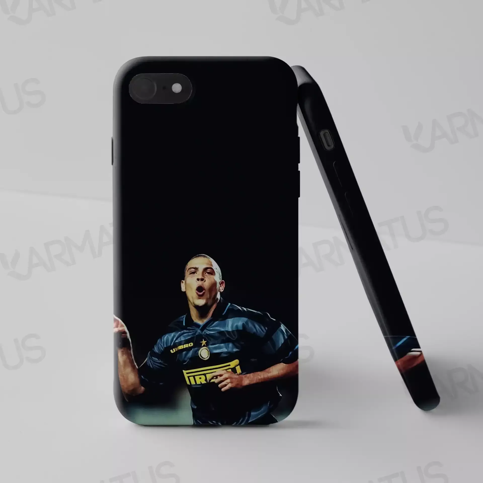 قاب موبایل رونالدو نازاریو | کالکشن Sport مدل R9-6 499,000&Nbsp;تومان &Ndash; کارماتوس قاب موبایل طرح رونالدو نازاریو Ronaldo Nazario