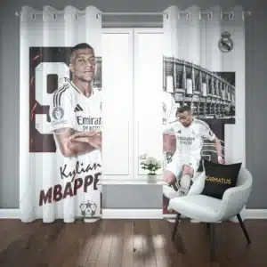 خرید پرده پانچ طرح کیلیان امباپه Kylian Mbappe - کارماتوس (پرده پانچ بازیکن فوتبال, پرده پانچی, دکوراسیون) از کرماتوس