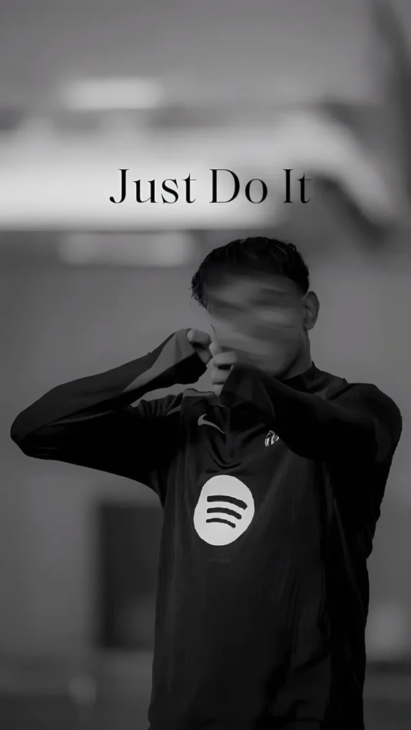 پرتره سینمایی لامین یامال - والپیپر 4K